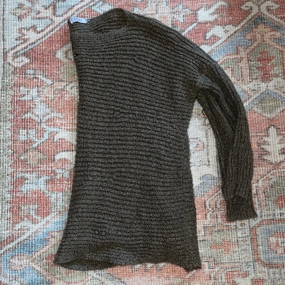 TOBI sweater - Picture 2 of 2